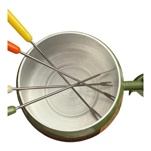 Green Fondue Set - Picture 2 of 3